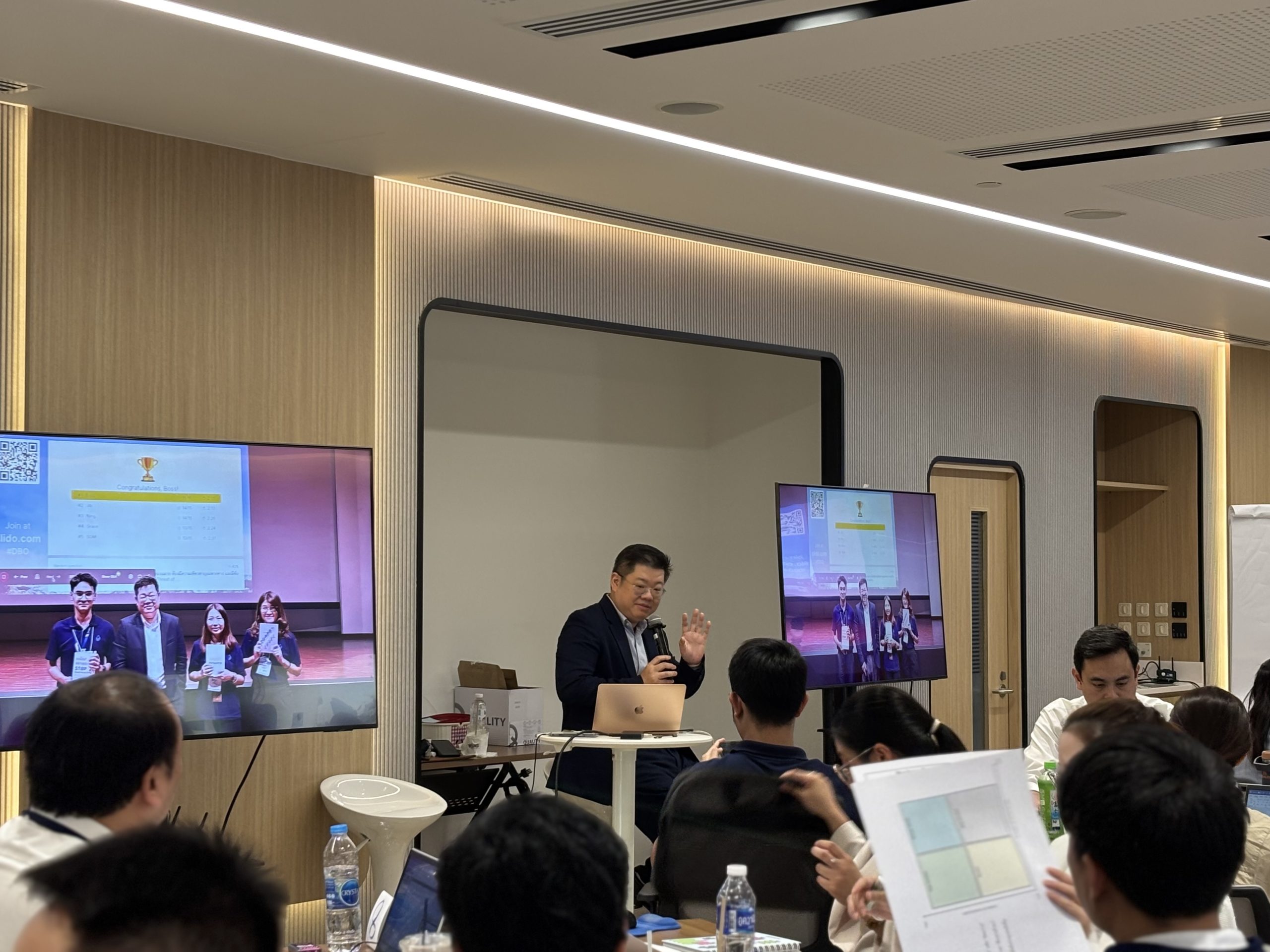 ภาพบรรยากาศการอบรมหลักสูตร “MASTERING CUSTOMER INSIGHTS WITH VALUE PROPOSITION CANVAS”_thumbnail